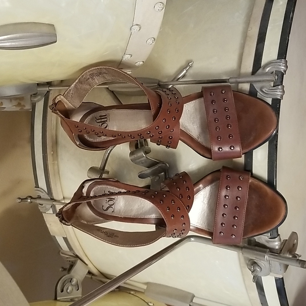 Sofft leather sandals